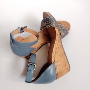 Naturalizer Cami Wedge Sandal size 7.5